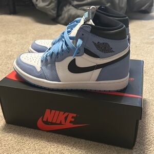 Air Jordan 1 Retro High OG ‘University Blue’